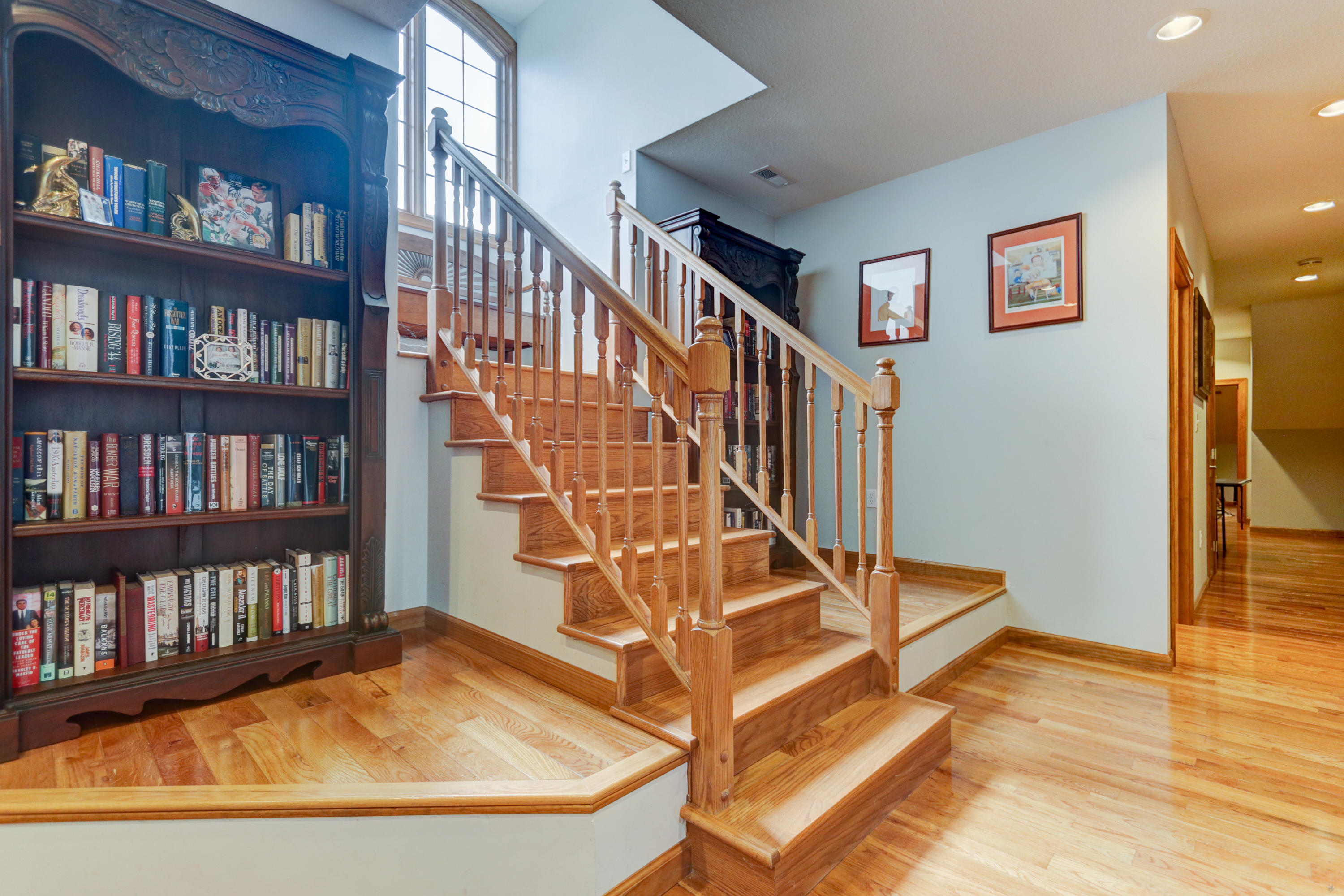 2929 Barnard Road Knoxville, TN 37921 - Photo 35 of 40 Rec room up