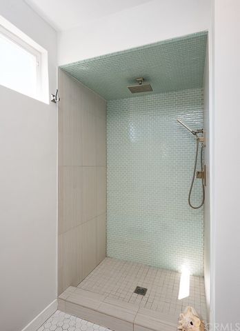 $2,900,000 | 133 1st Street, Manhattan Beach, CA 90266