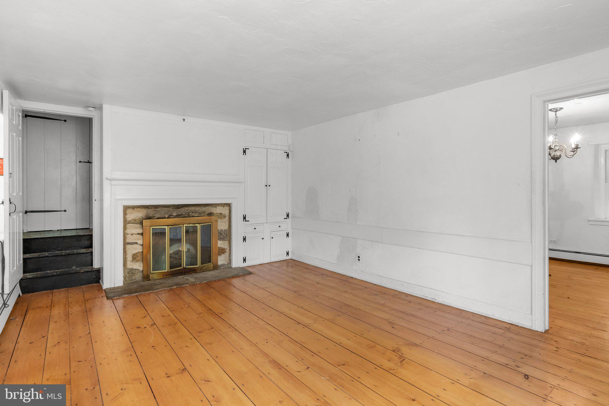 1244 Old Ford Road Huntingdon Valley, PA 19006 - Photo 5 of 39 Gallery Image 5