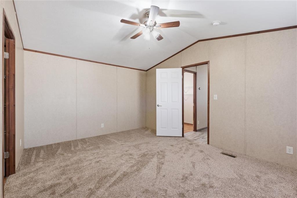 2015 Current Street Liberty, MO 64068 - Photo 13 of 30