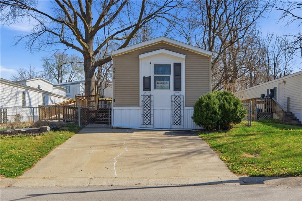 2015 Current Street Liberty, MO 64068 - Photo 29 of 30