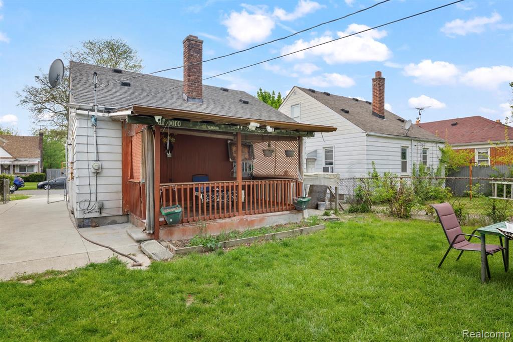6800 Longacre Street Detroit, MI 48228 - Photo 3 of 24