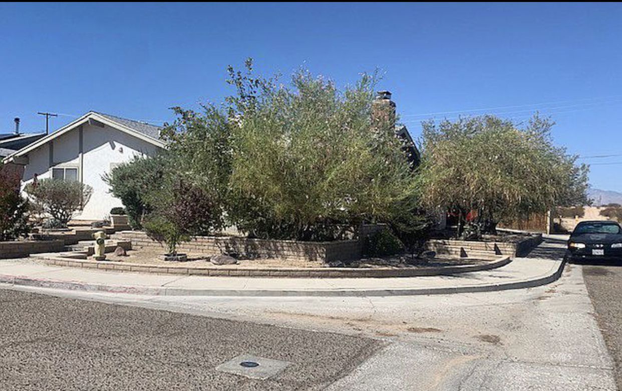 337 Traci Lane Ridgecrest, CA 93555 - Photo 3 of 18