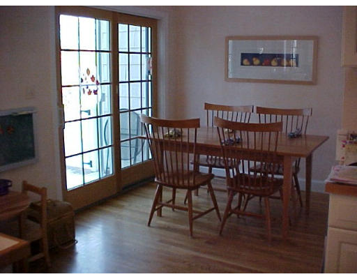 25 Craftsland Road Brookline, MA 02467 - Photo 4 of 6