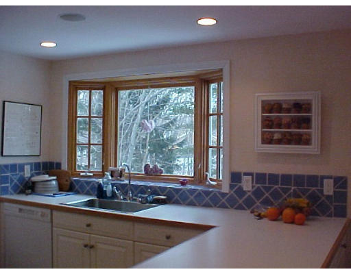 25 Craftsland Road Brookline, MA 02467 - Photo 5 of 6