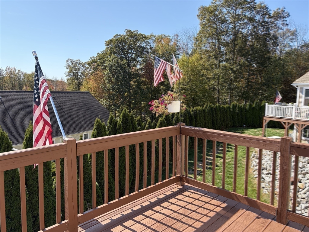 6 Ryans Way, Unit 6 Rochdale, MA 01542 - Photo 23 of 27