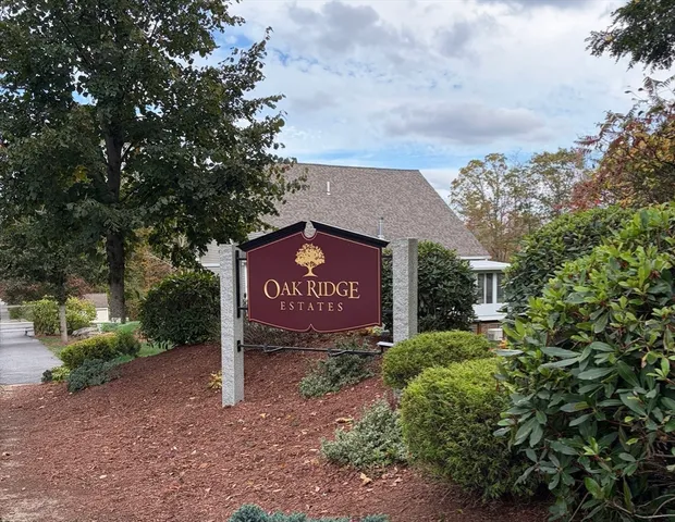 $435,000 | 6 Ryans Way, Unit 6, Rochdale, MA 01542