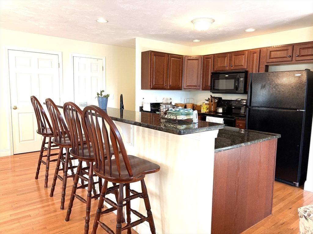 6 Ryans Way, Unit 6 Rochdale, MA 01542 - Photo 7 of 27