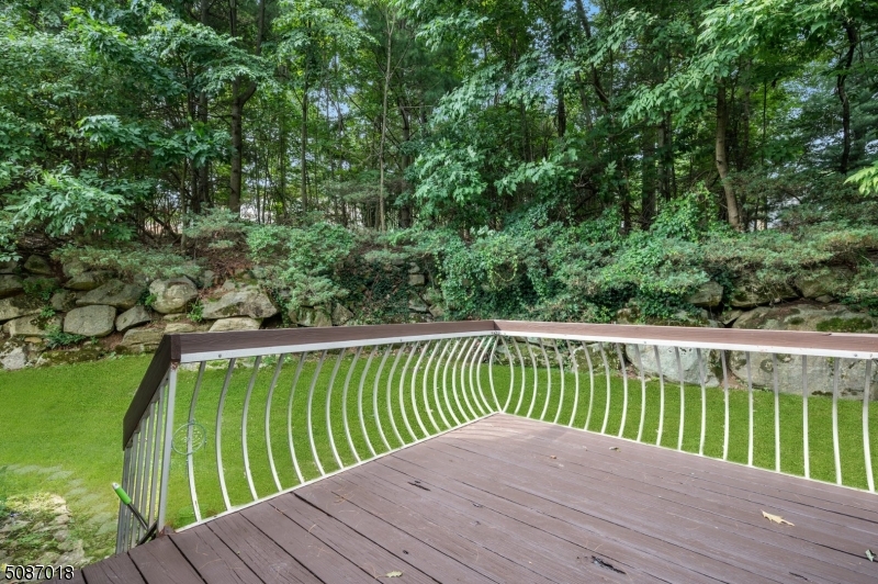 129 Patriots Road Morris Plains, NJ 07950 - Photo 22 of 23