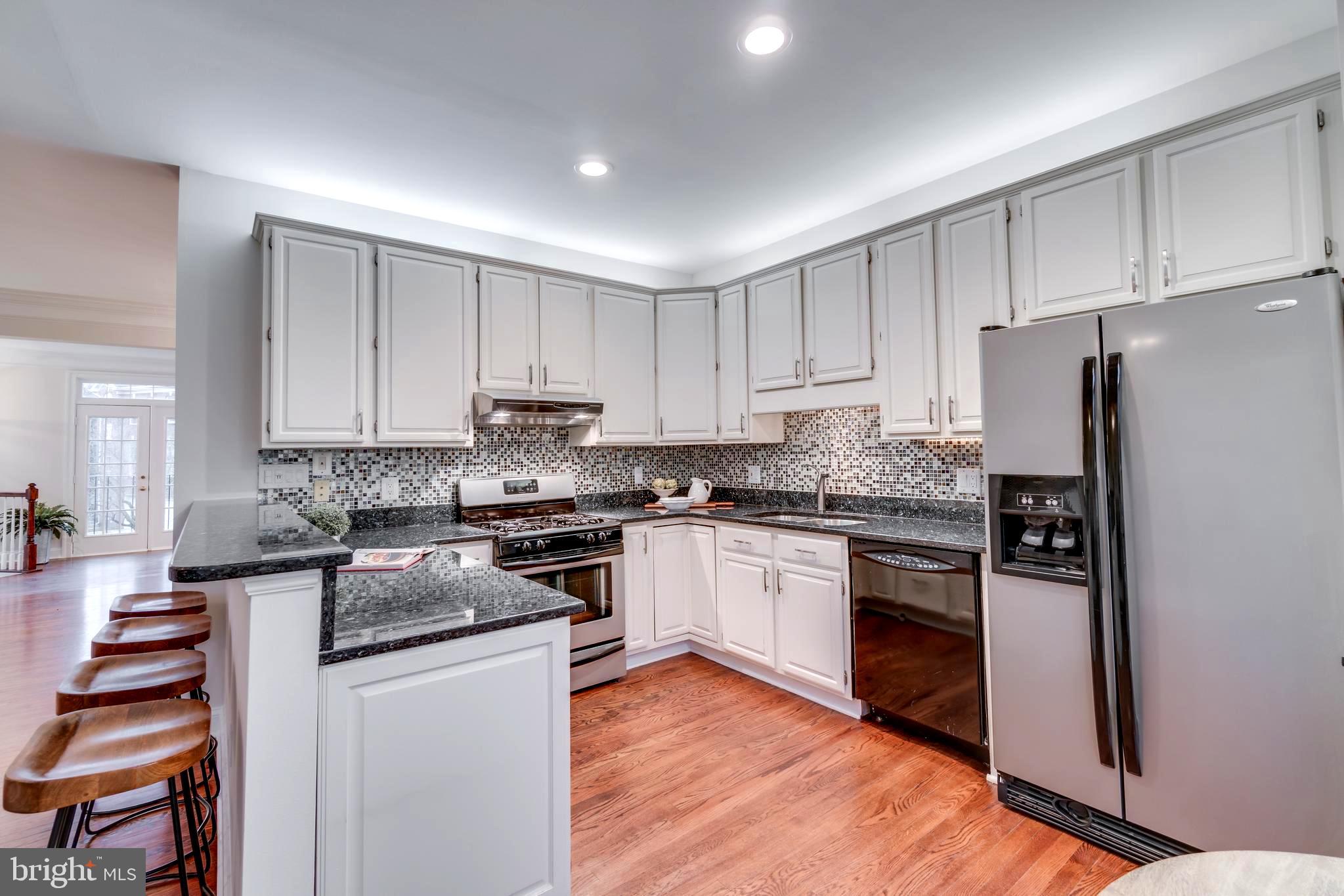 1318 Sundial Drive Reston, VA 20194 - Photo 19 of 52 Kitchen main