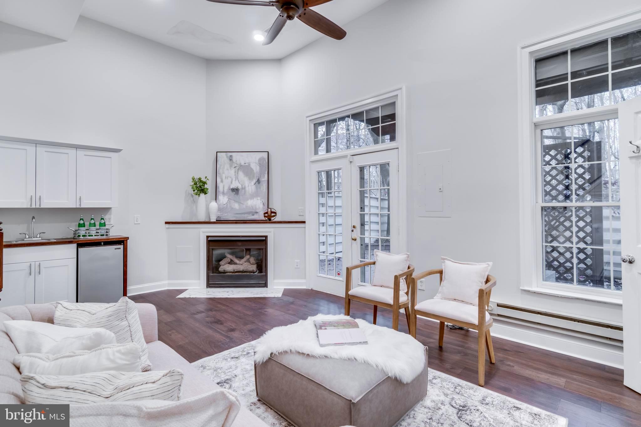 1318 Sundial Drive Reston, VA 20194 - Photo 31 of 52 Another view to fireplace