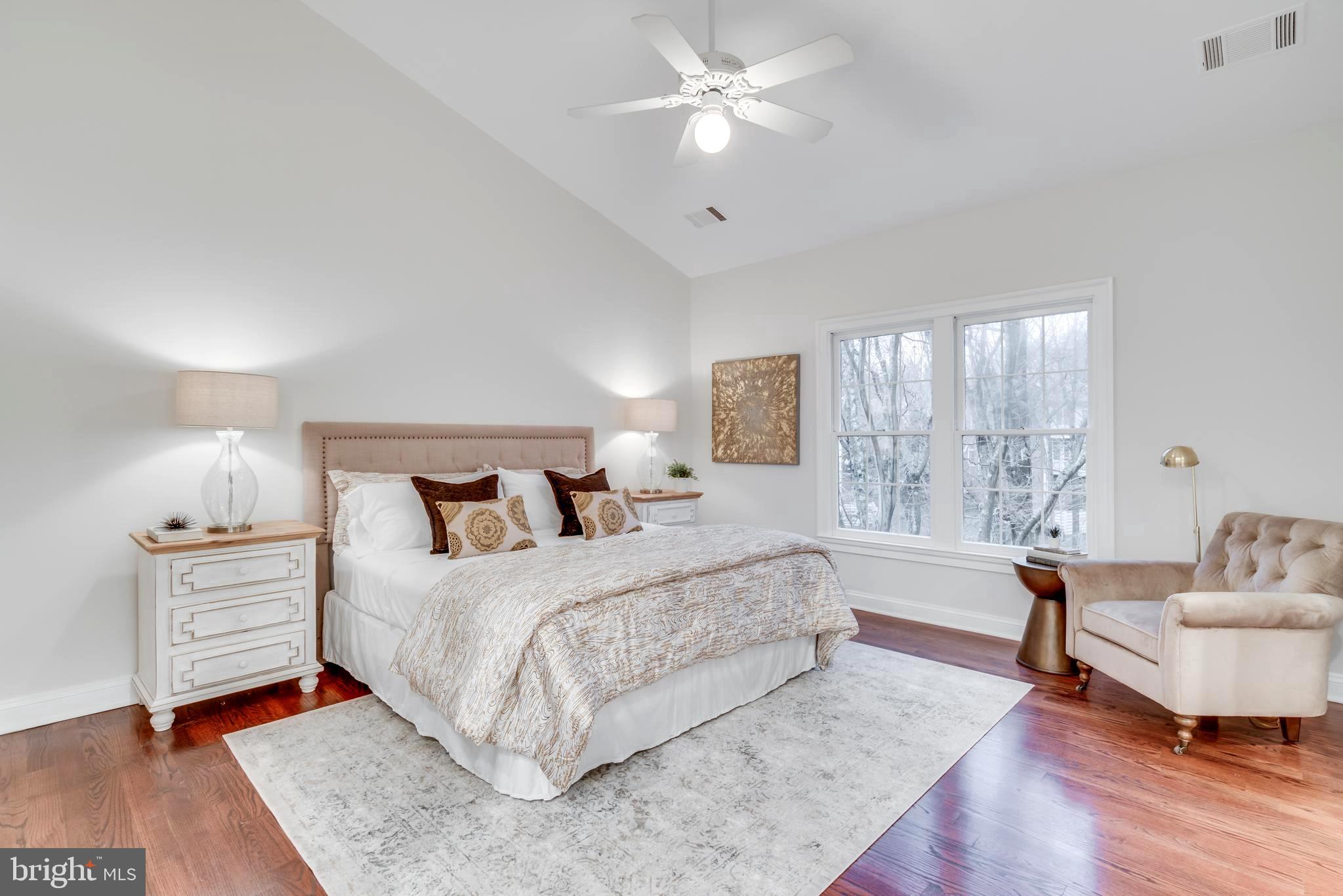 1318 Sundial Drive Reston, VA 20194 - Photo 37 of 52 Master with rich oak flooring, vaulted ceiling