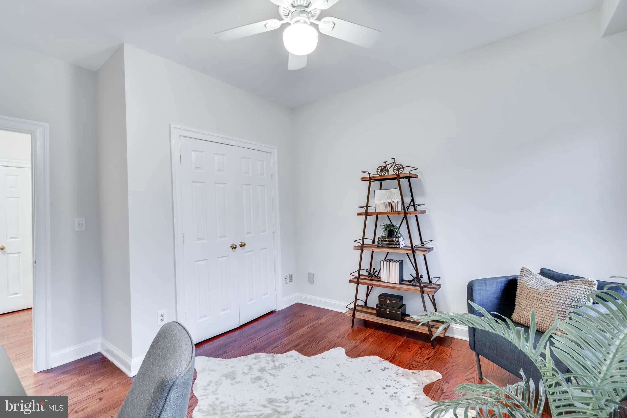 1318 Sundial Drive Reston, VA 20194 - Photo 45 of 52 3rd level: Third Bedroom