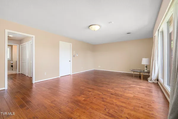 $664,800 | 909 Millercrest Drive, Johnson City, TN 37604