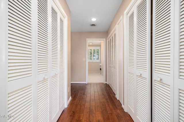 $674,800 | 909 Millercrest Drive, Johnson City, TN 37604