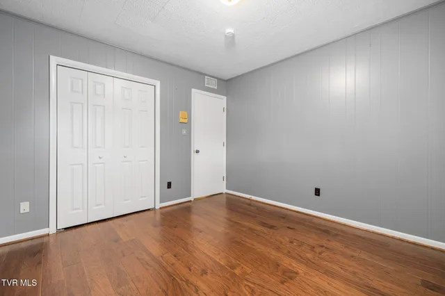 $674,800 | 909 Millercrest Drive, Johnson City, TN 37604