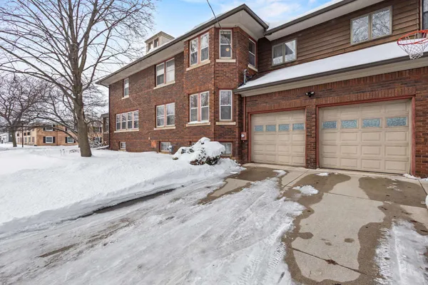 $349,900 | 81 North Park Avenue, Fond du Lac, WI 54935