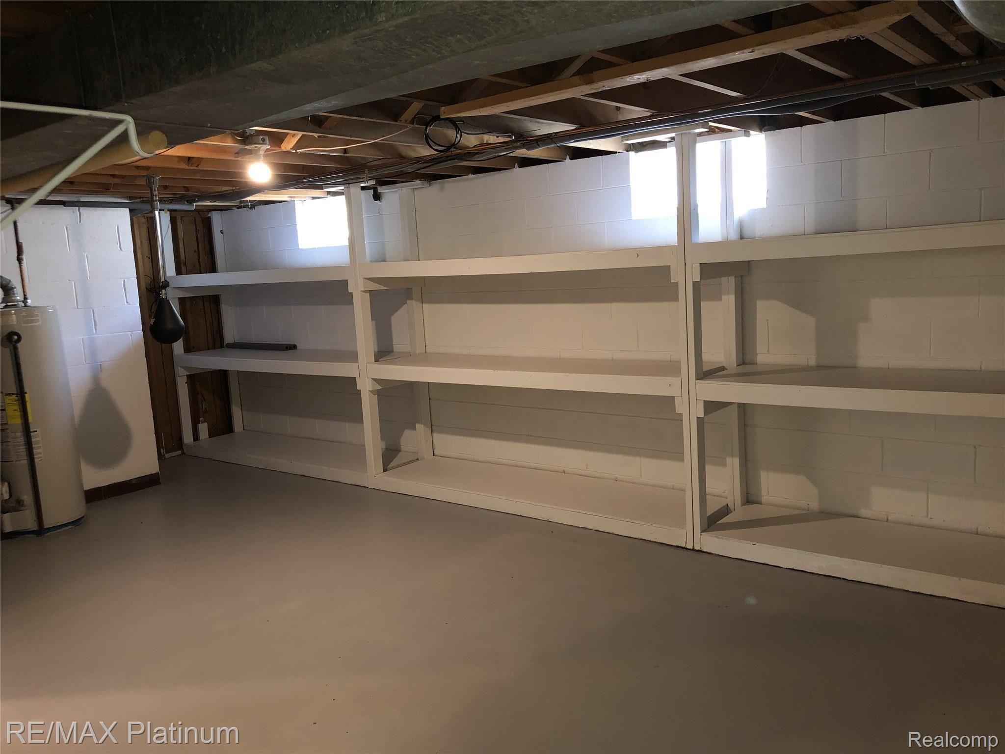 2129 Highfield Road Waterford, MI 48329 - Photo 18 of 18 18.JPG
