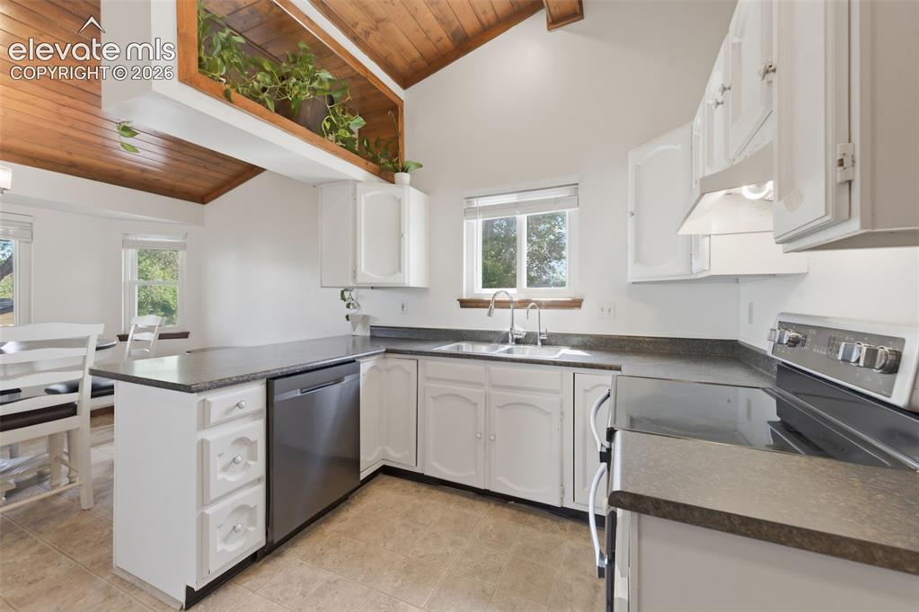 950 Candlestar Loop South Fountain, CO 80817 - Photo 11 of 20
