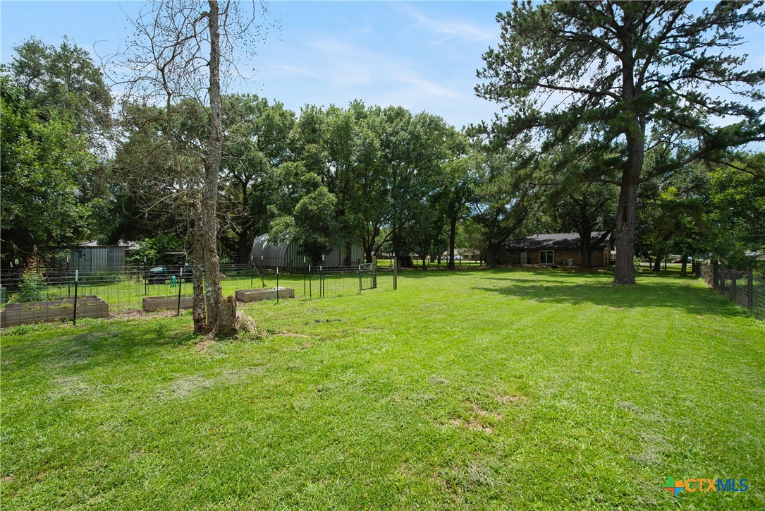 504 Walnut Street Waller, TX 77484 - Photo 33 of 35 Spacious Back Yard