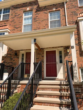 $2,600 | 25582 St James, Southfield, MI 48075