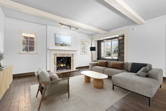 $394,900 | 2412 Harlem Boulevard, Rockford, IL 61103