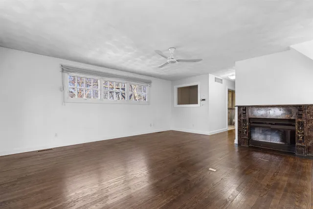 $394,900 | 2412 Harlem Boulevard, Rockford, IL 61103