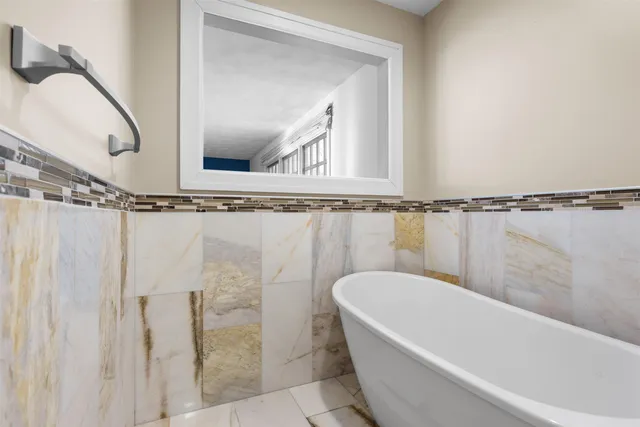 $394,900 | 2412 Harlem Boulevard, Rockford, IL 61103