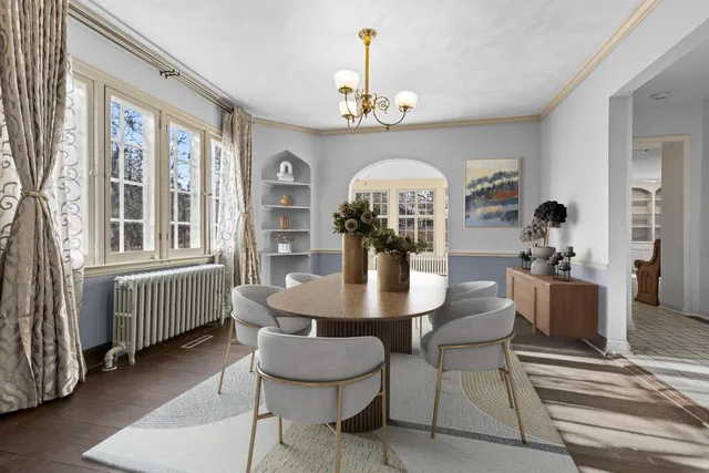 $394,900 | 2412 Harlem Boulevard, Rockford, IL 61103