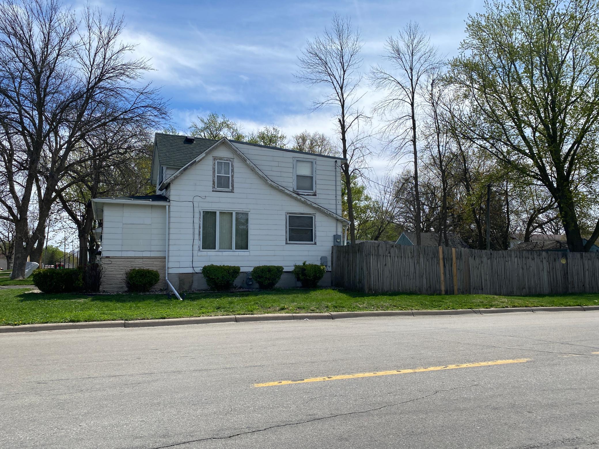1119 West Front Street Albert Lea, MN 56007 - Photo 37 of 38