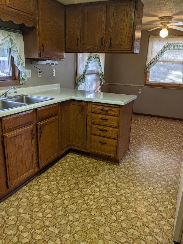 1119 West Front Street Albert Lea, MN 56007 - Photo 7 of 38