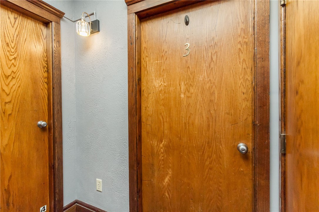 110 Park Avenue Rochester, NY 14607 - Photo 23 of 35