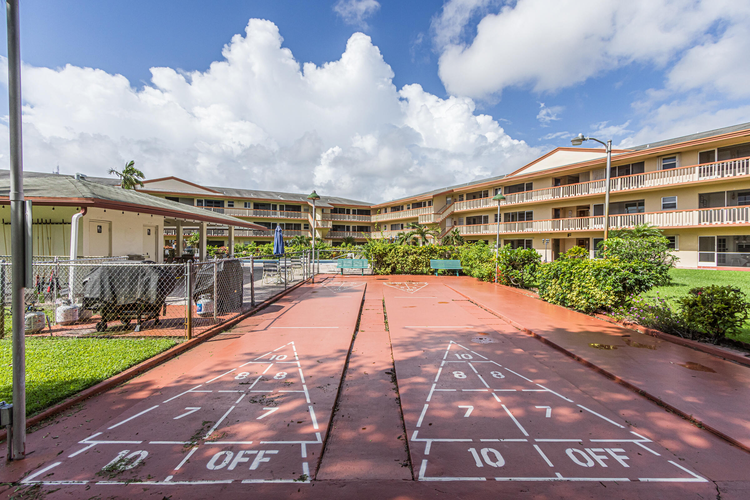 5300 Washington Street, Unit E208 Hollywood, FL 33021 - Photo 39 of 52 5300-40