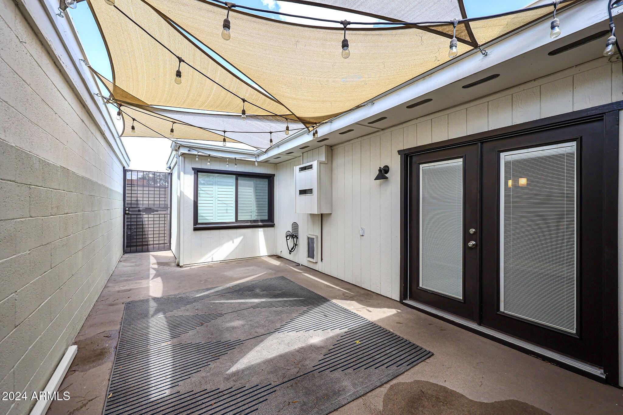 2510 North 22nd Drive Phoenix, AZ 85009 - Photo 31 of 37 Private patio 1