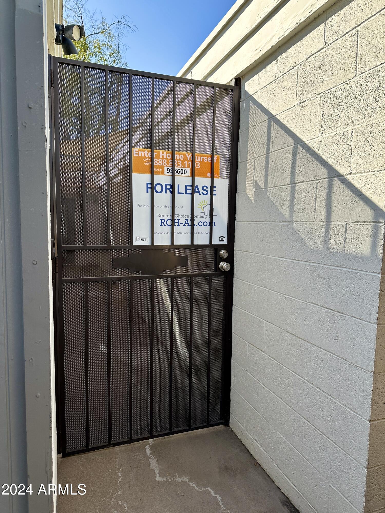 2510 North 22nd Drive Phoenix, AZ 85009 - Photo 35 of 37 Carport entry