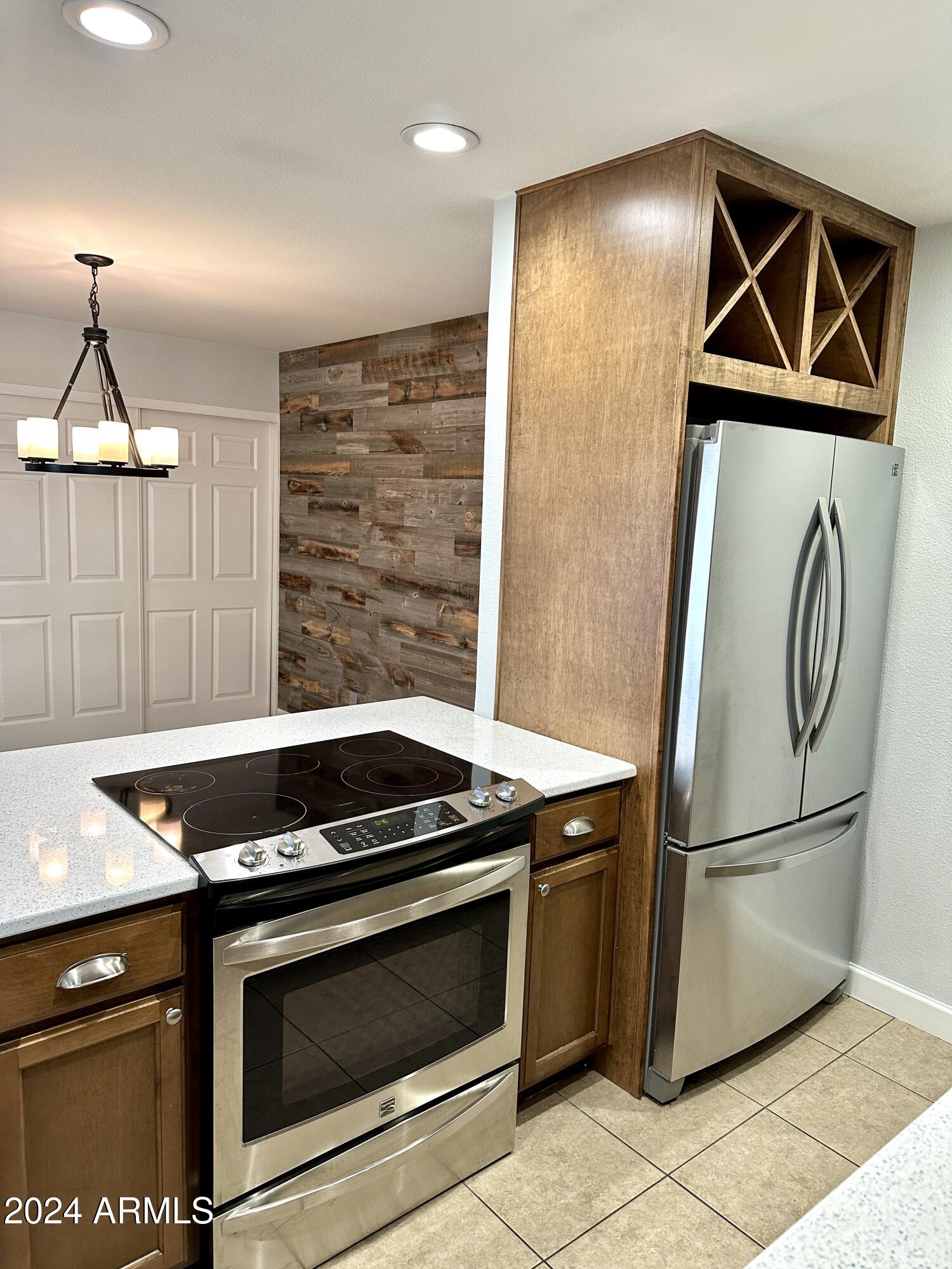 2510 North 22nd Drive Phoenix, AZ 85009 - Photo 8 of 37 Kitchen 6