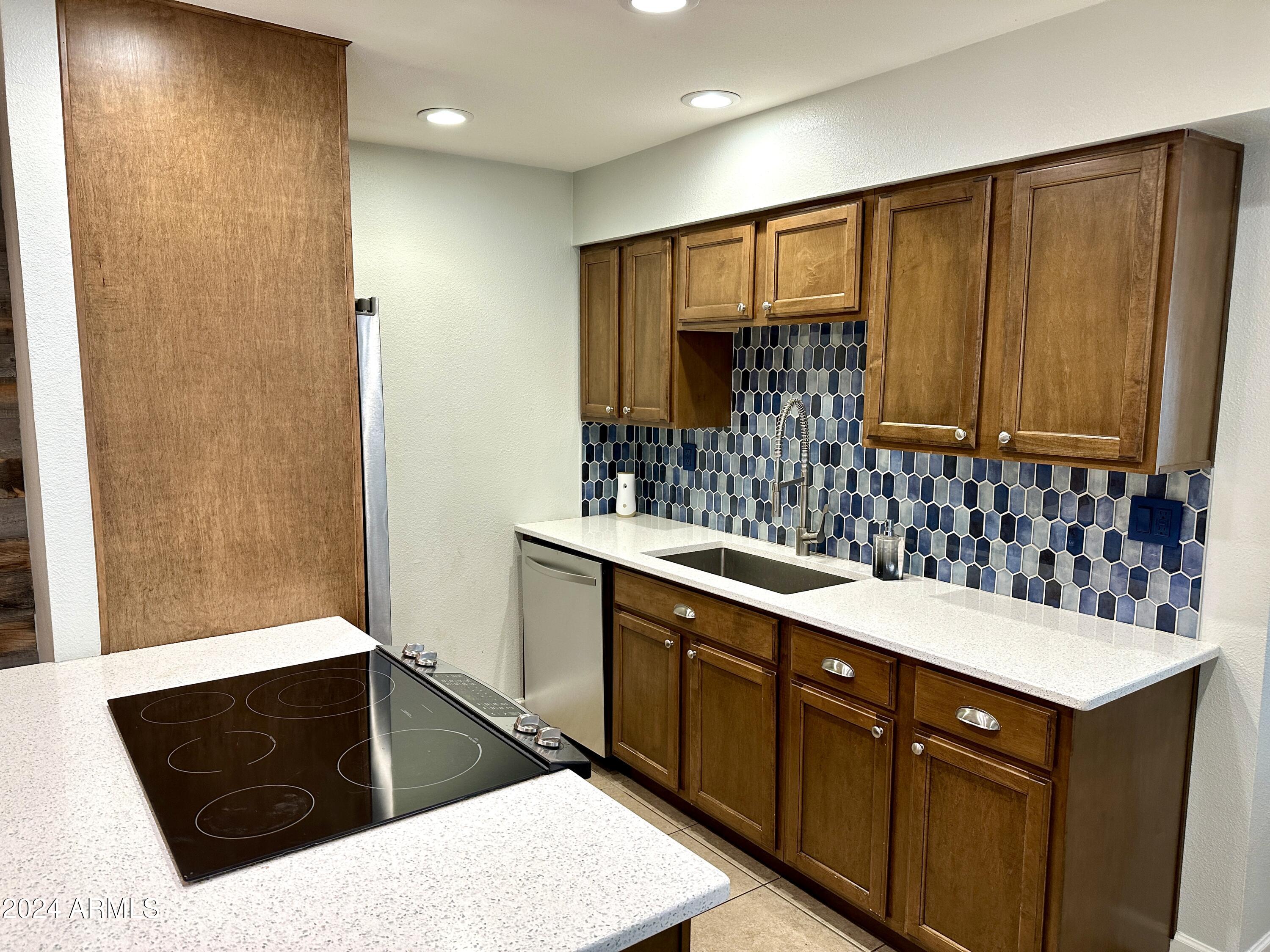 2510 North 22nd Drive Phoenix, AZ 85009 - Photo 10 of 37 Kitchen 2