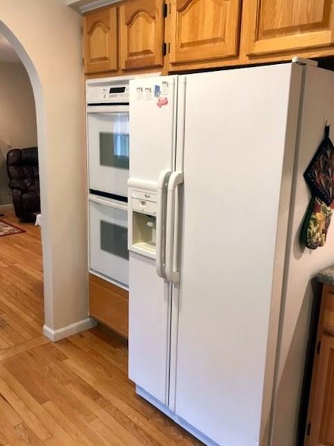203 Waterville Road South China, ME 04358 - Photo 8 of 33 Double wall ovens