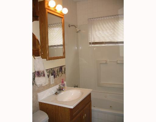 1902 Westgate Road Springfield, OH 45504 - Photo 5 of 8