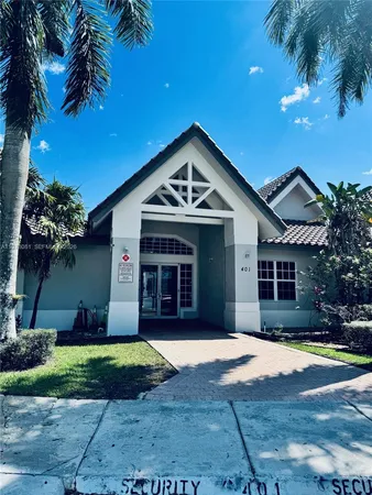 $2,575 | 20875 Northwest 4th Street, Pembroke Pines, FL 33029