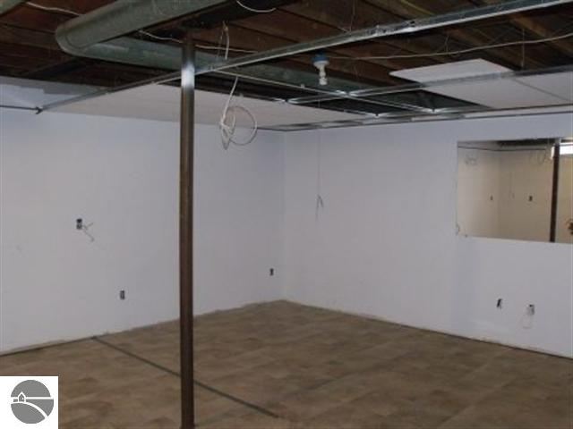 1265 North Haze Road Beulah, MI 49617 - Photo 15 of 27 1743371-14.JPG