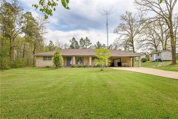 $219,900 | 580 Rubin Drive, Pineville, LA 71360