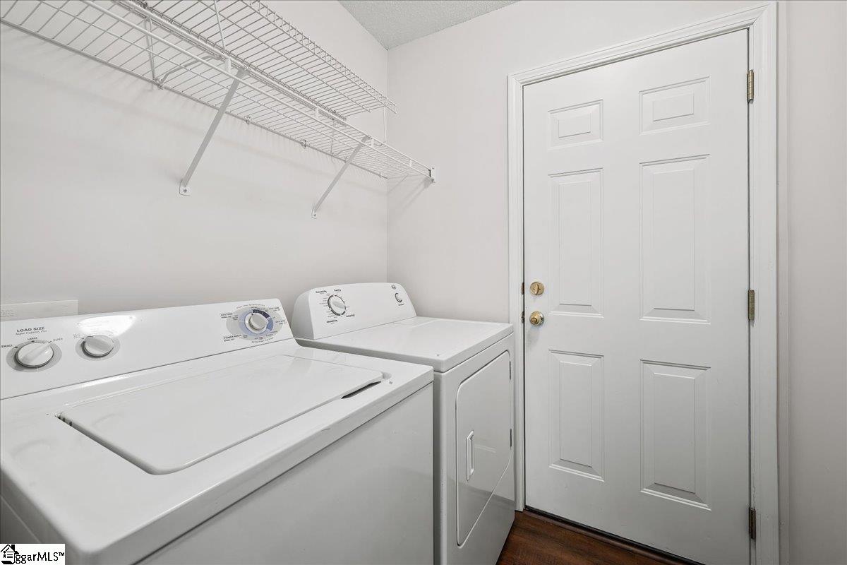 601 Cardinal Woods Way Easley, SC 29642 - Photo 31 of 38