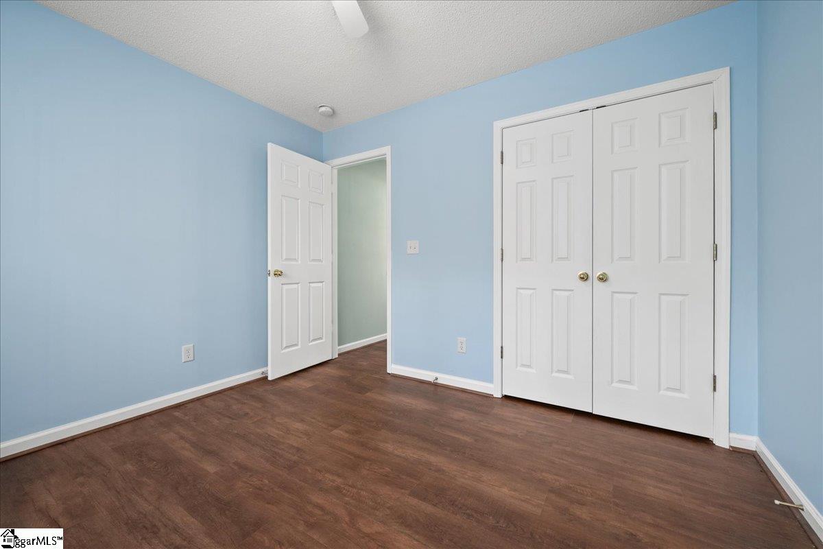 601 Cardinal Woods Way Easley, SC 29642 - Photo 4 of 38