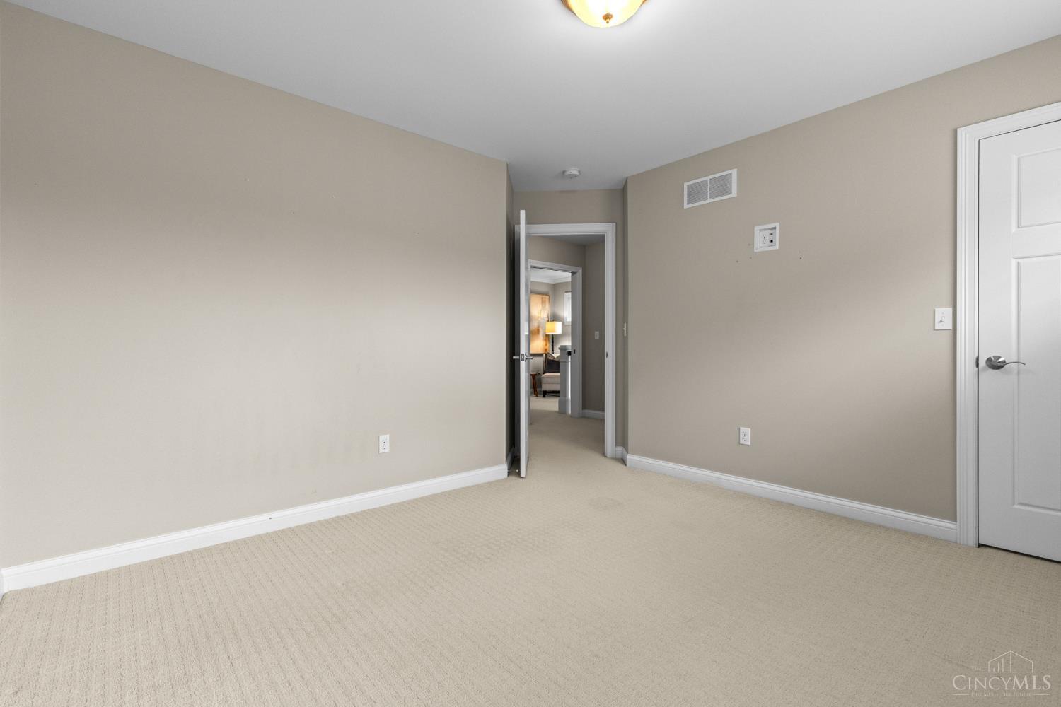 608 Rushton Road Cincinnati, OH 45226 - Photo 42 of 49 Gallery Image 42