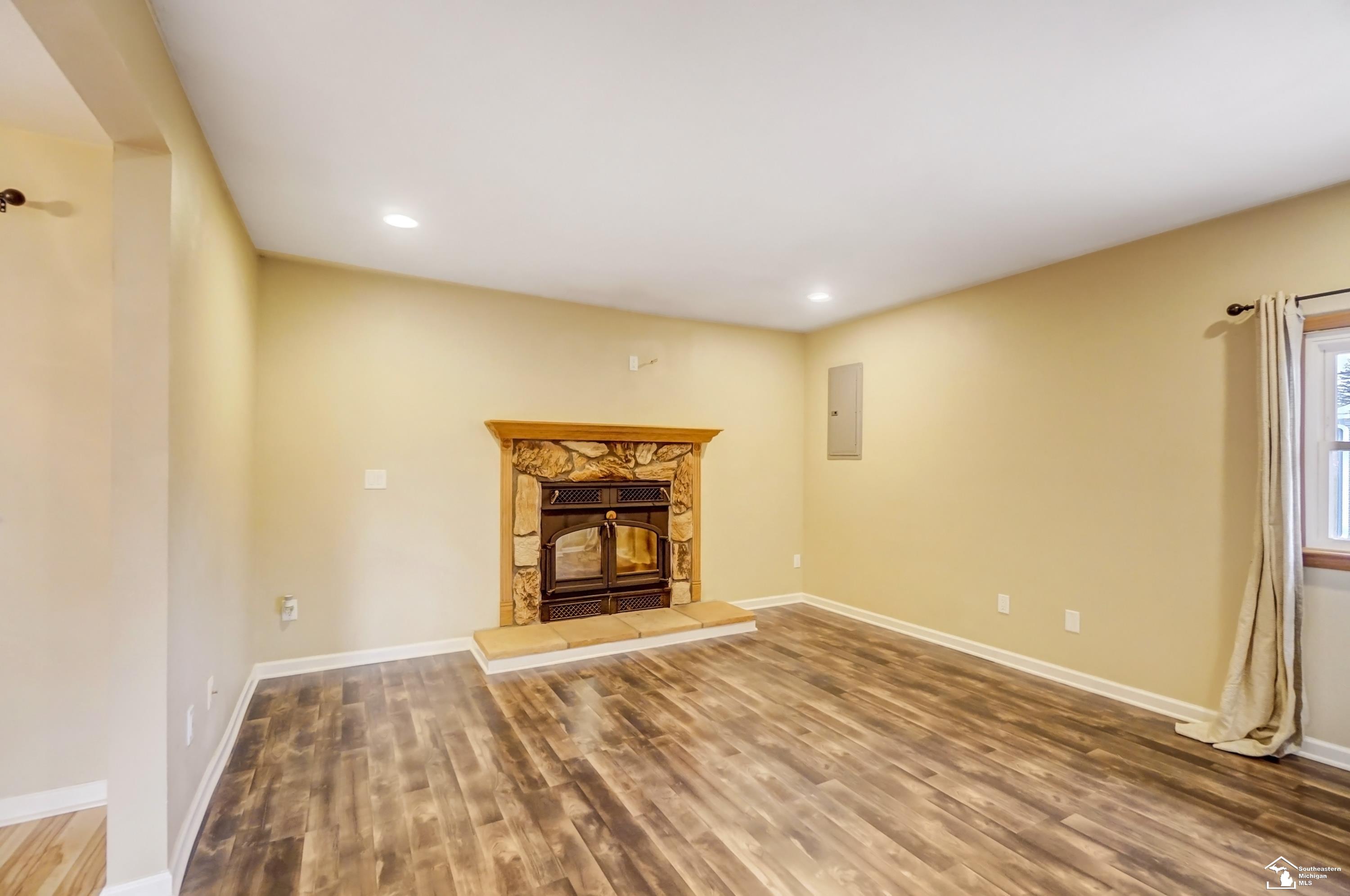 8570 Crabb Road Temperance, MI 48182 - Photo 19 of 34