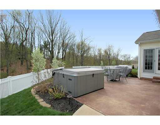 5032 Venice Road Pittsburgh, PA 15209 - Photo 17 of 18 Exterior Back.