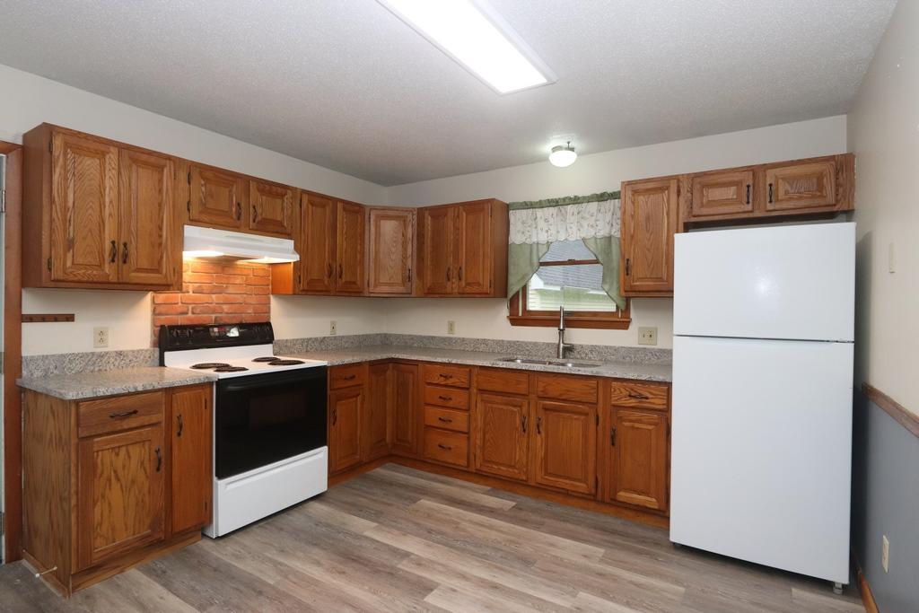 57 Ruth Avenue Hampden, ME 04444 - Photo 2 of 22 3