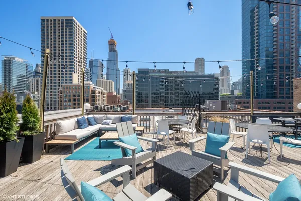 $2,400 | 225 West Huron Street, Unit 611, Chicago, IL 60654