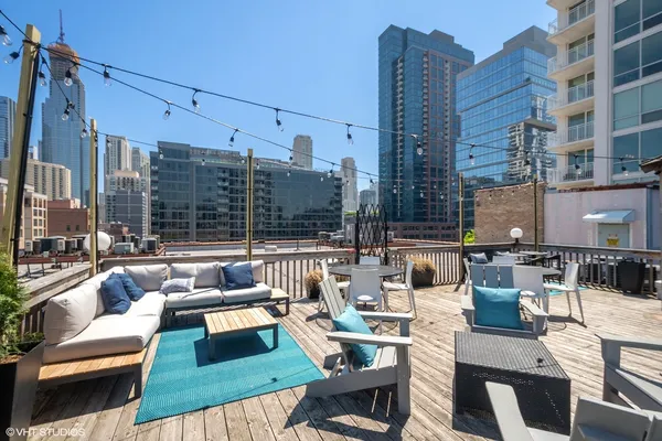 $2,400 | 225 West Huron Street, Unit 611, Chicago, IL 60654